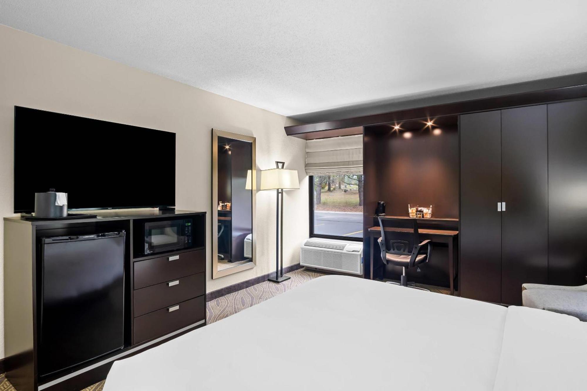 Hampton Inn Cadillac Exterior foto