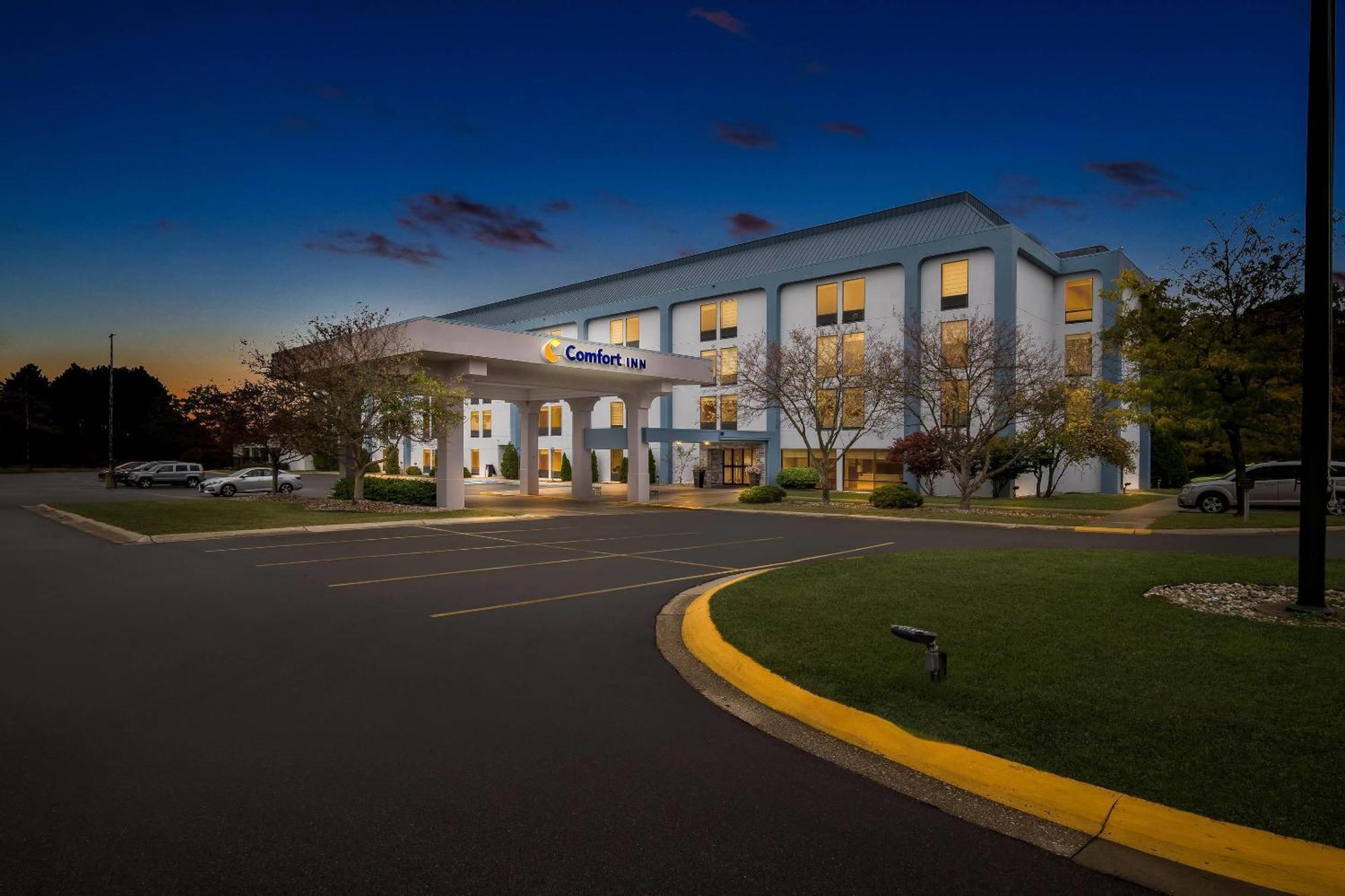 Hampton Inn Cadillac Exterior foto