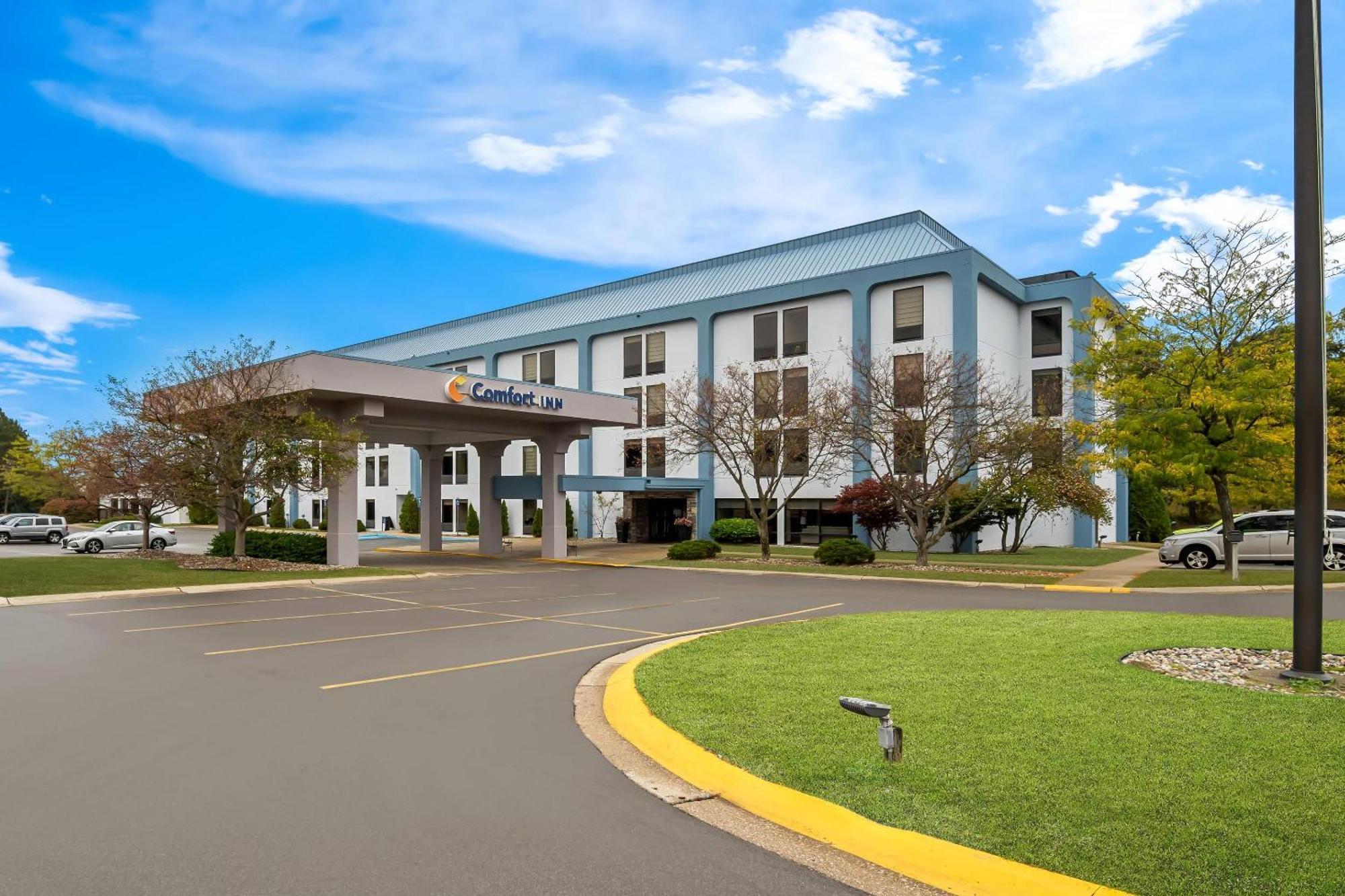 Hampton Inn Cadillac Exterior foto