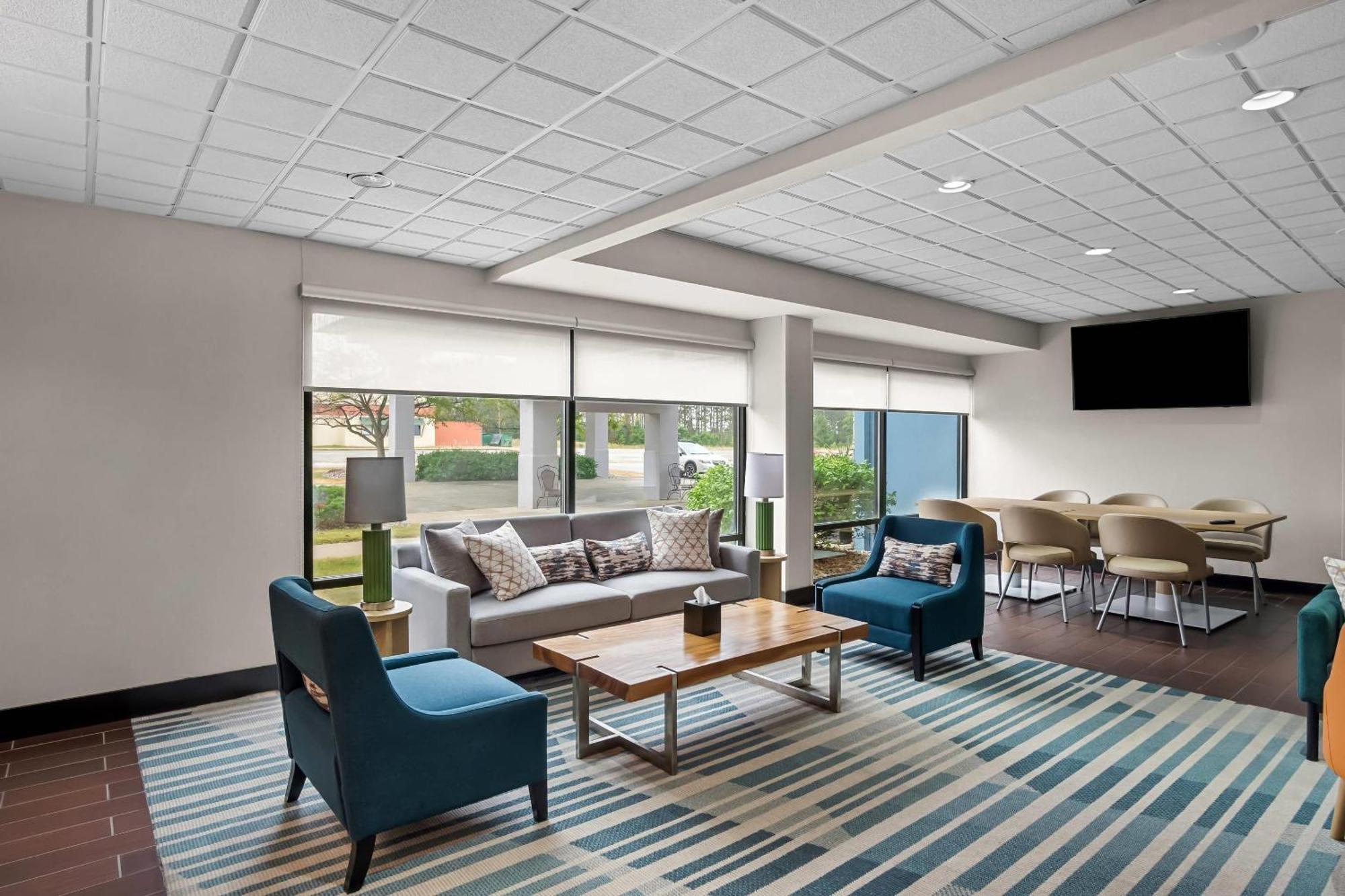 Hampton Inn Cadillac Exterior foto